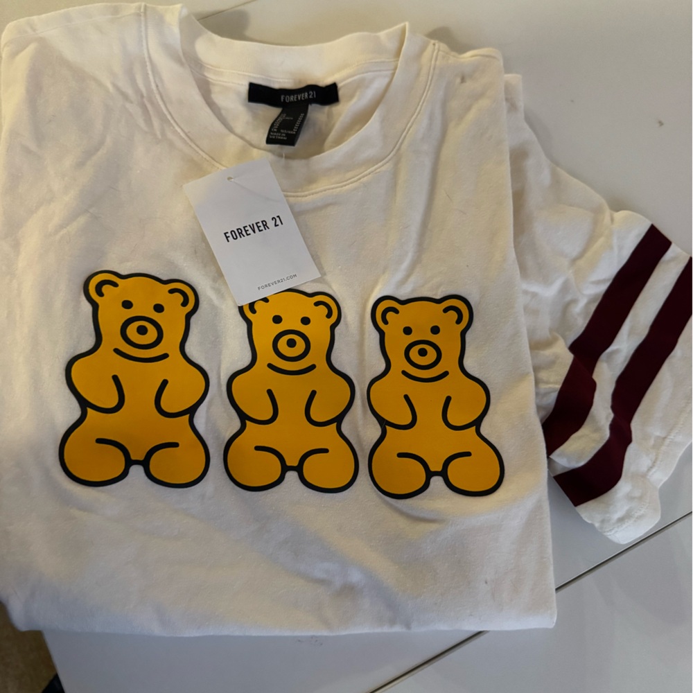 Gummy Bear Tee-Shirt Forever 21 Size M NWT